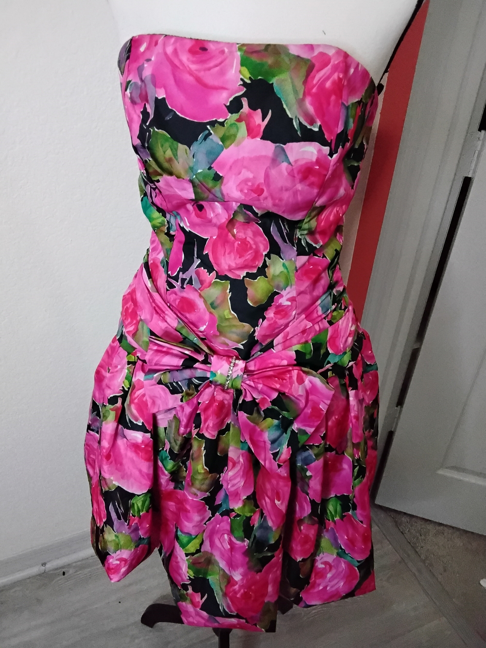 Vintage Strapless Floral Cocktail Dress in Pink & Black